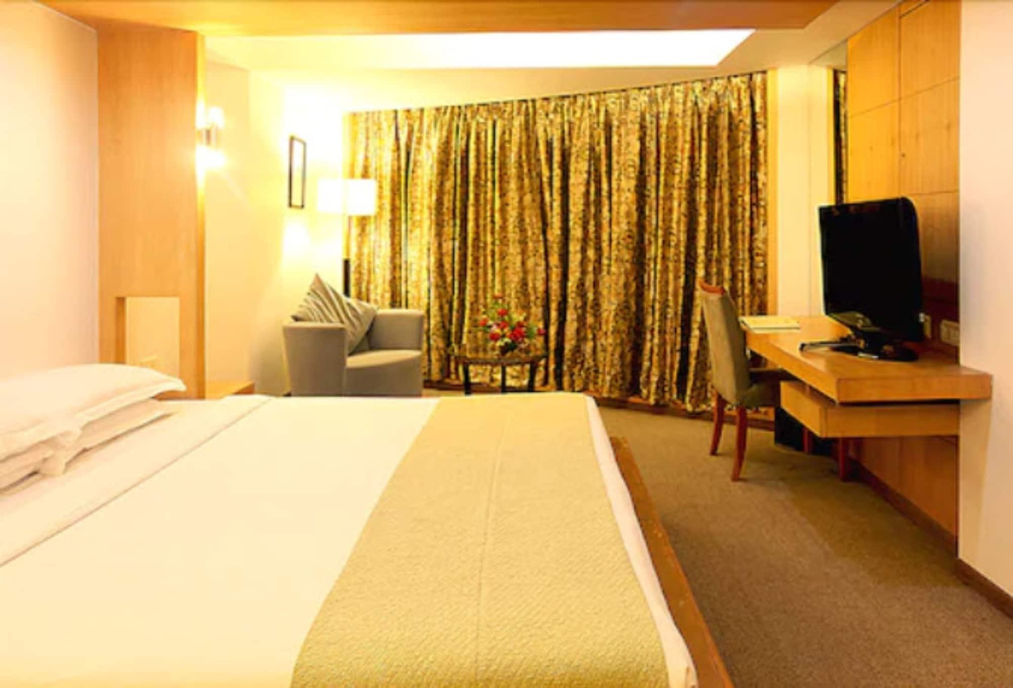 Hotel Peninsula Grand Bombay Esterno foto