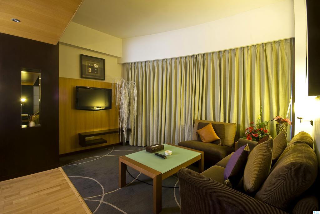 Hotel Peninsula Grand Bombay Esterno foto