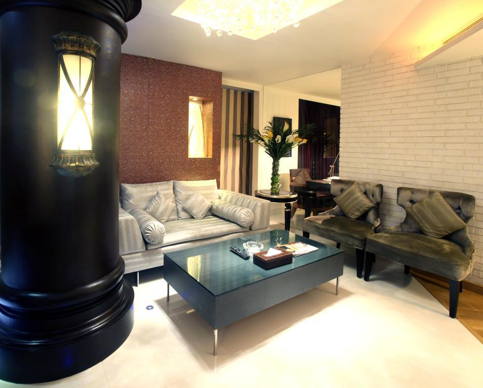 Hotel Peninsula Grand Bombay Esterno foto