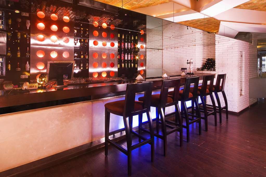 Hotel Peninsula Grand Bombay Ristorante foto